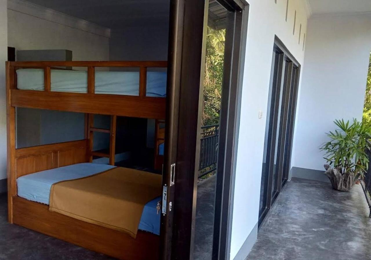 Merendeng Hostel Kuta Kuta  المظهر الخارجي الصورة