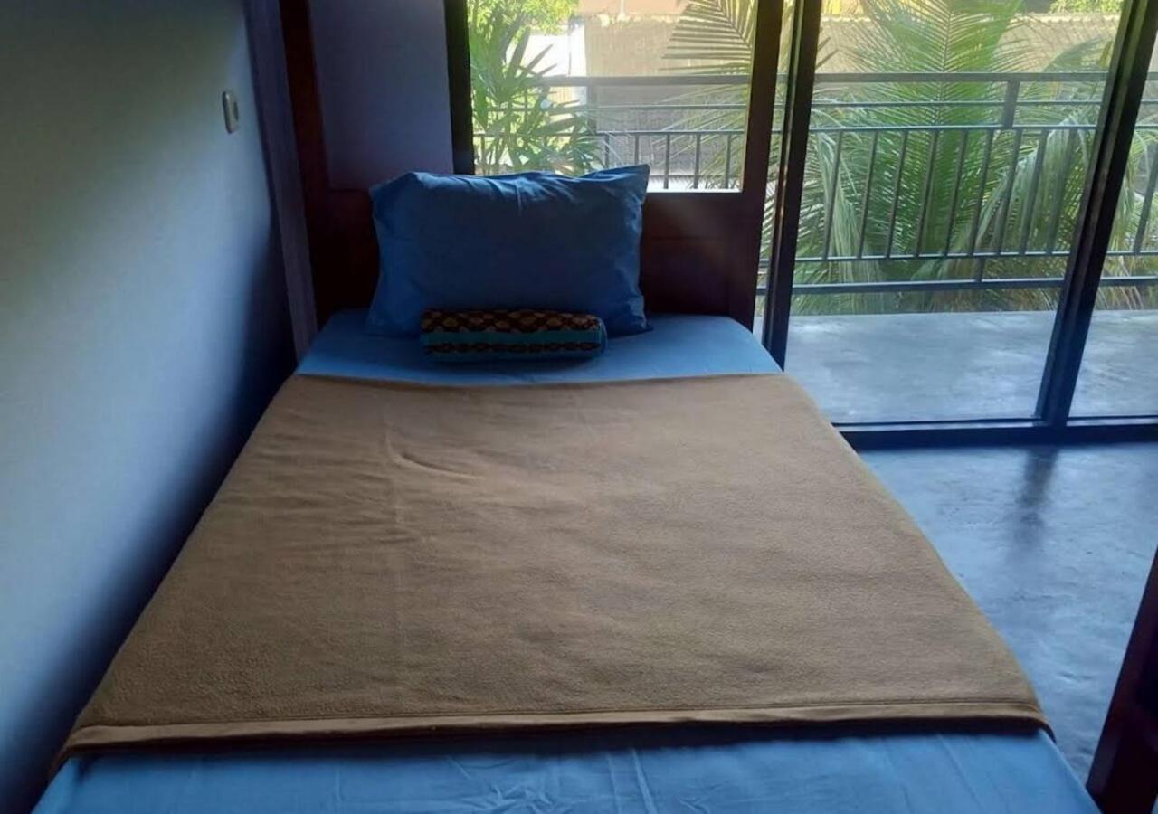 Merendeng Hostel Kuta Kuta  المظهر الخارجي الصورة