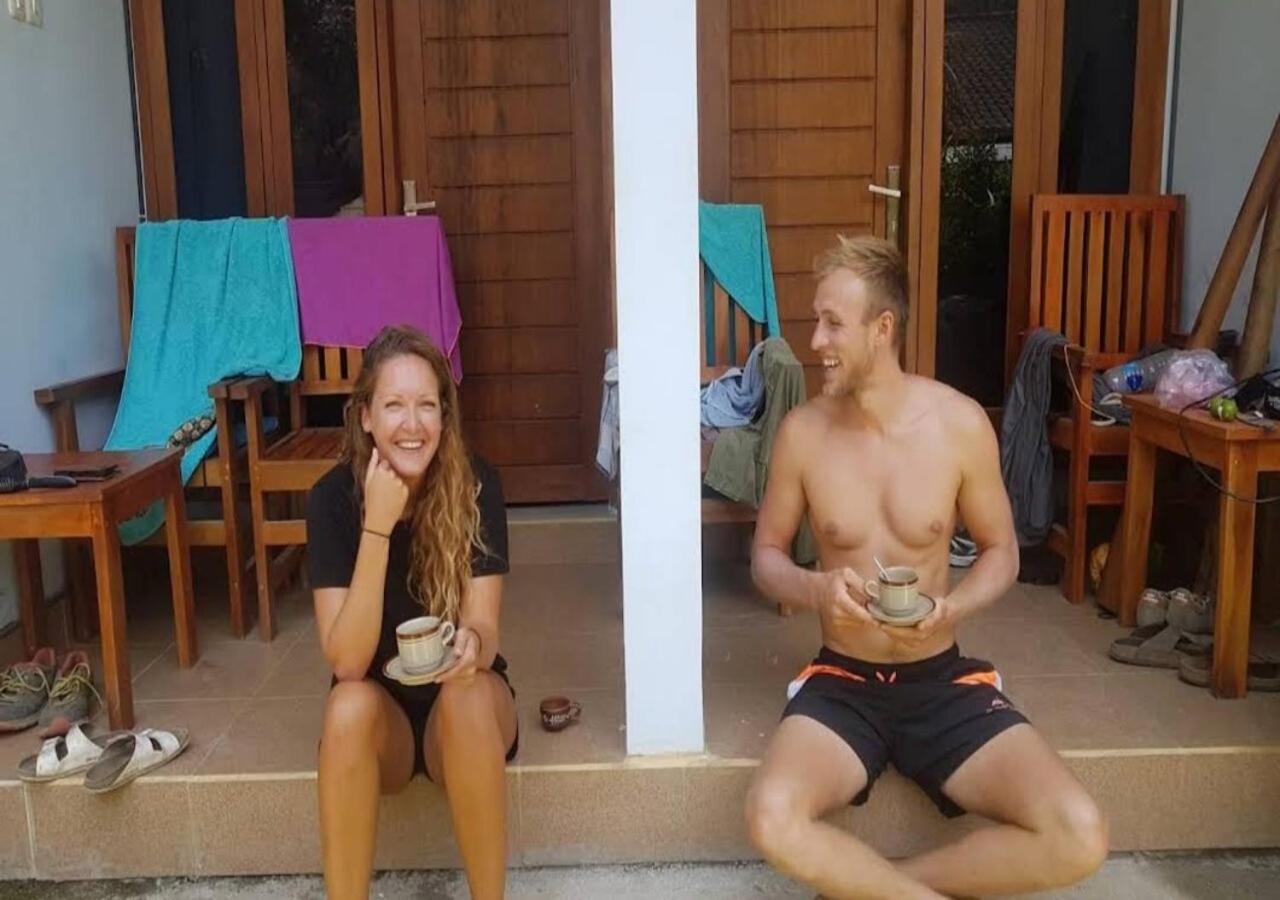 Merendeng Hostel Kuta Kuta  المظهر الخارجي الصورة