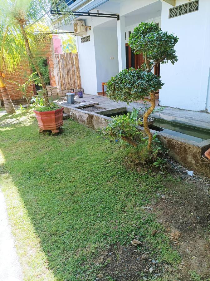 Merendeng Hostel Kuta Kuta  المظهر الخارجي الصورة