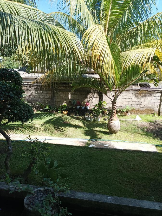 Merendeng Hostel Kuta Kuta  المظهر الخارجي الصورة