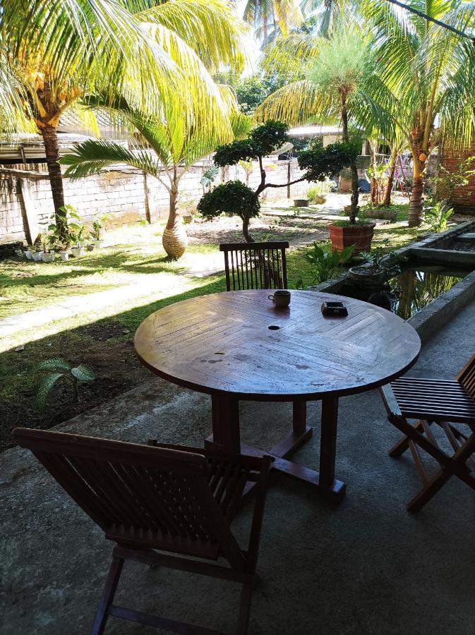 Merendeng Hostel Kuta Kuta  المظهر الخارجي الصورة