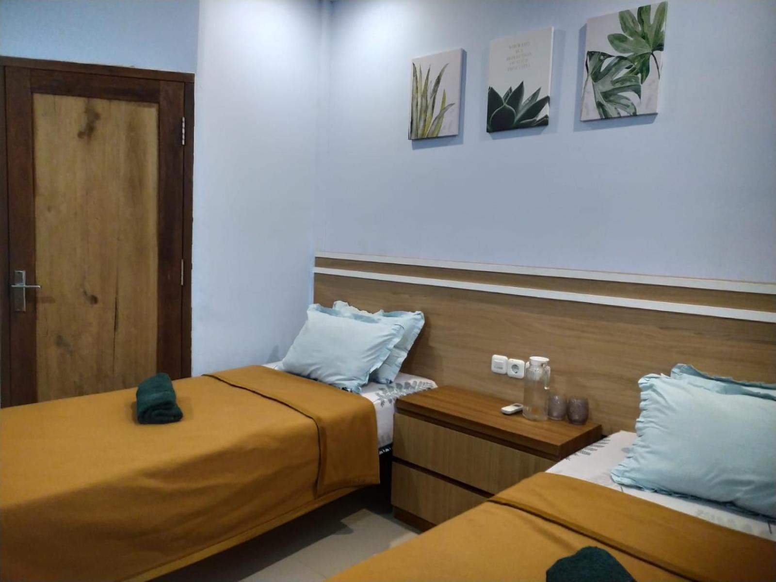 Merendeng Hostel Kuta Kuta  المظهر الخارجي الصورة